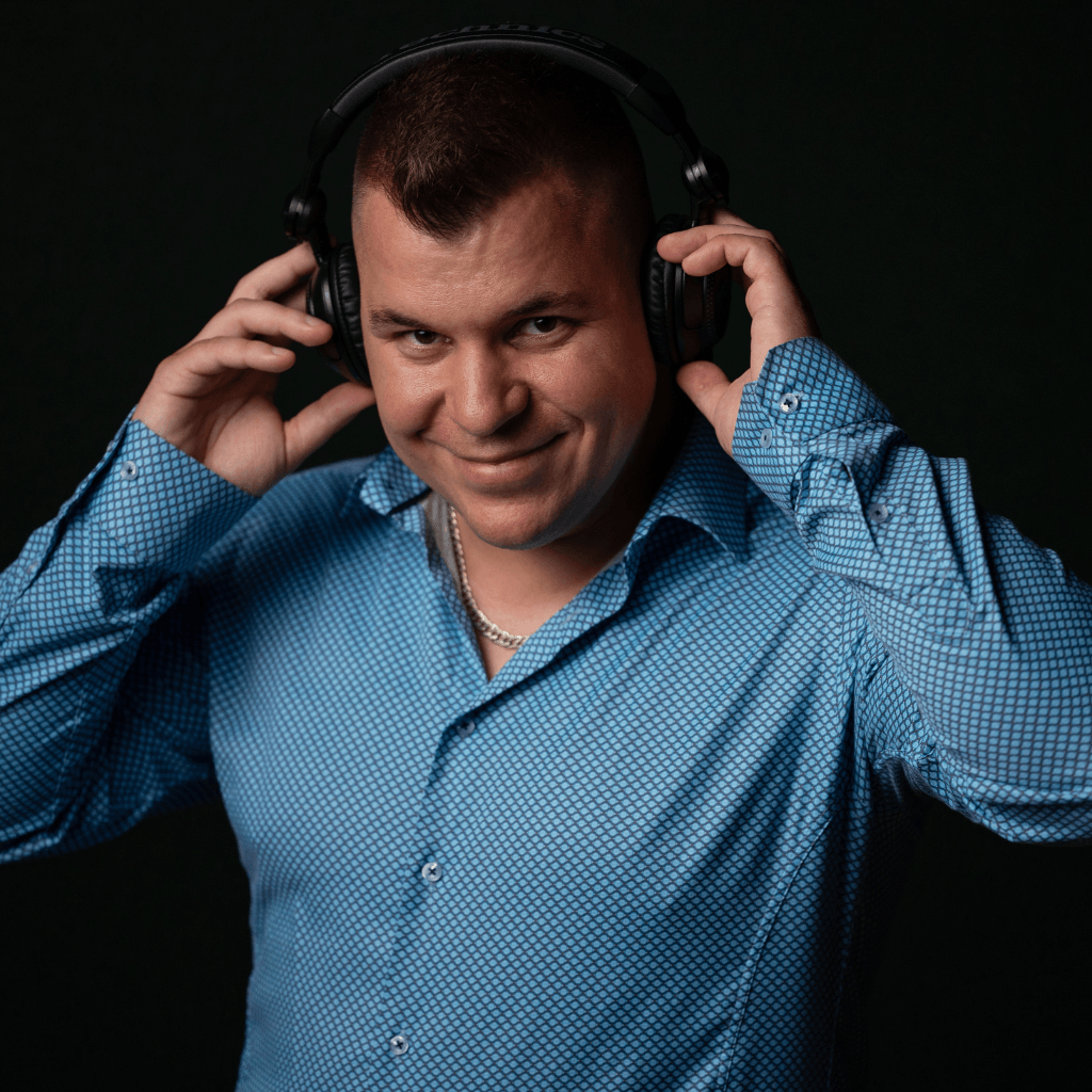 www.djjanosik.hu